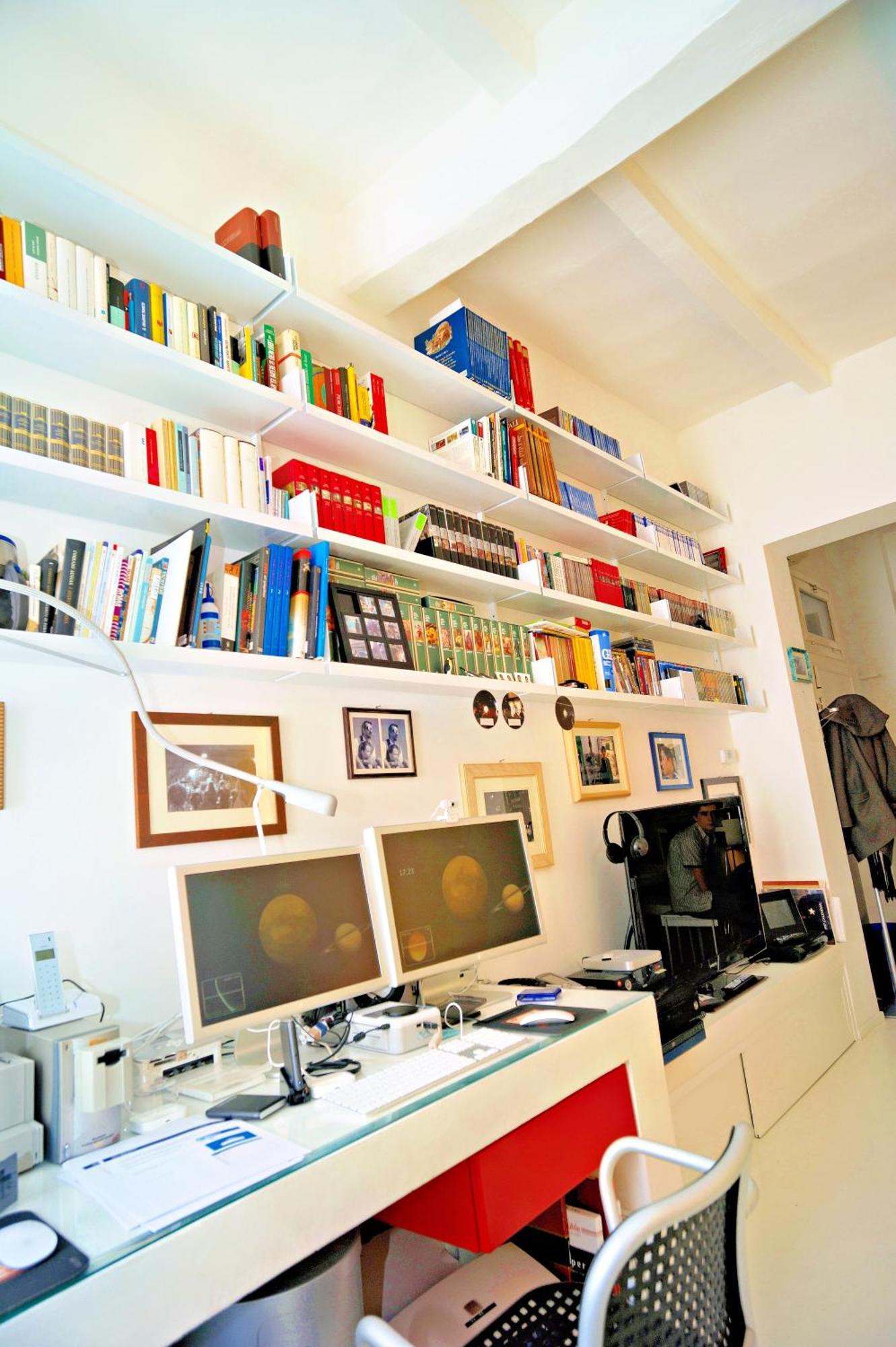 Elegant And Modern Loft In Medieval Bologna Exterior photo