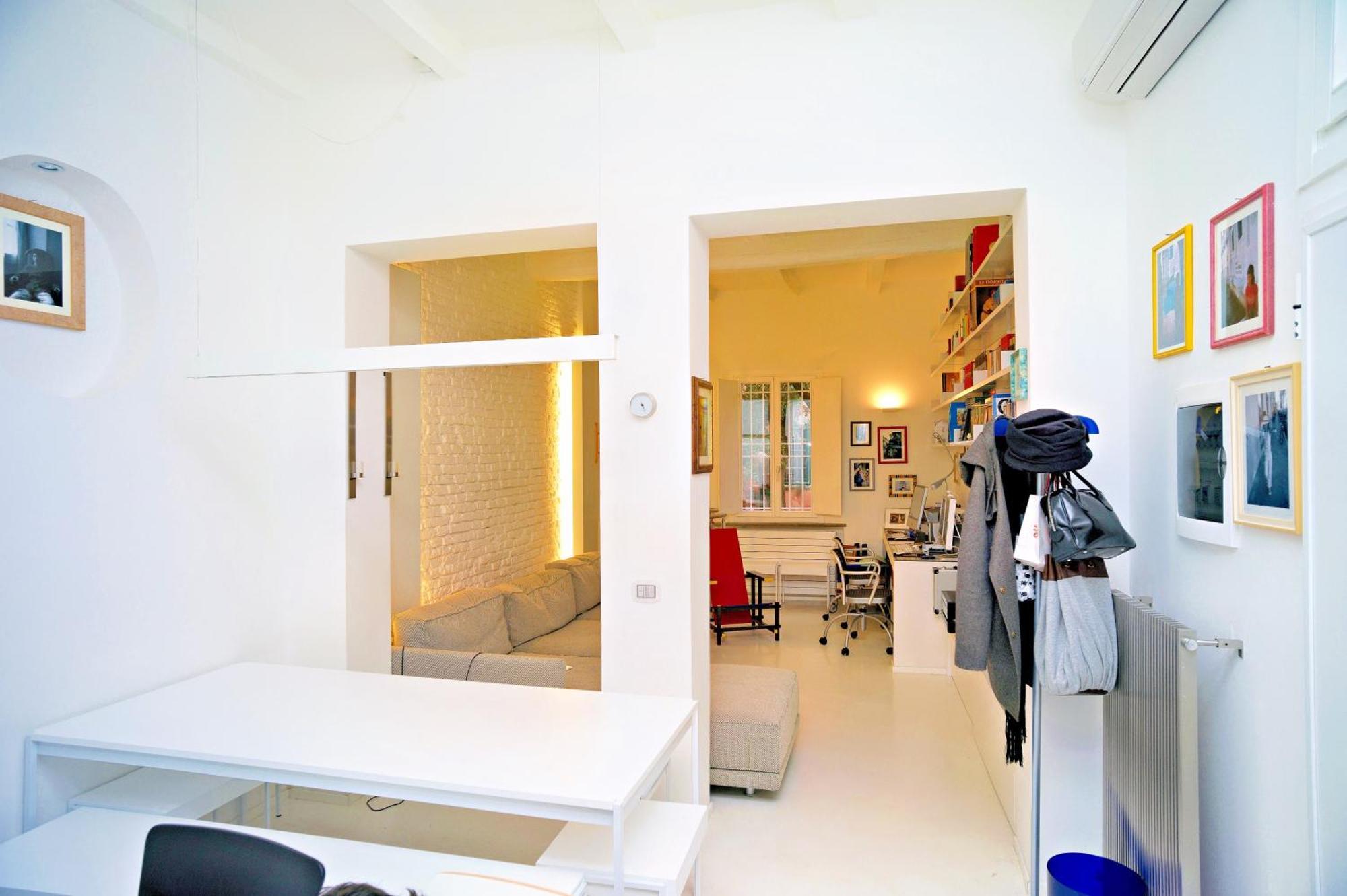 Elegant And Modern Loft In Medieval Bologna Exterior photo
